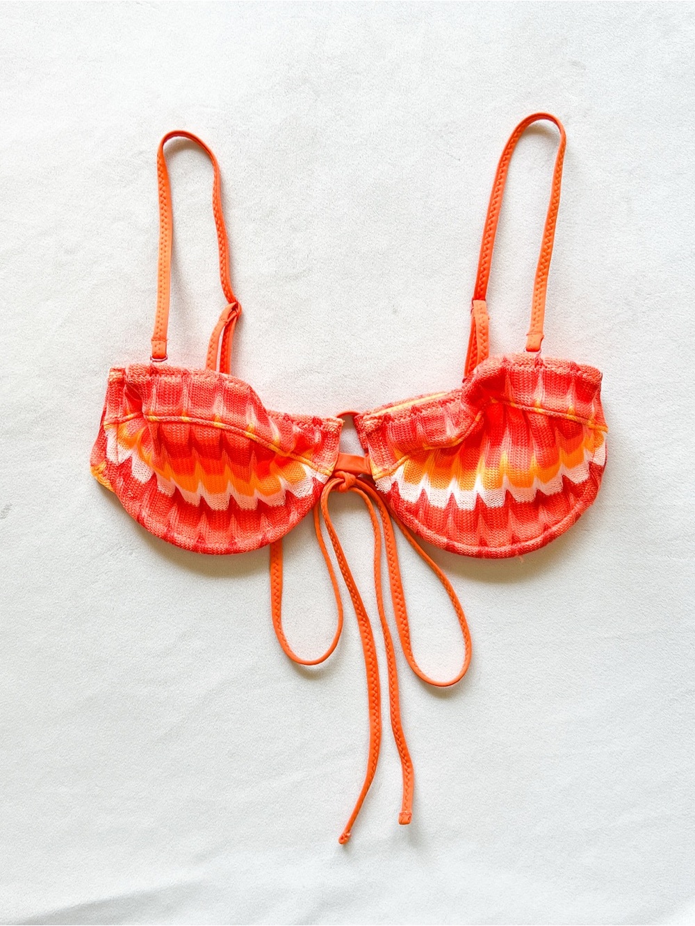 OneOne Vibrant Orange Scallop-Pattern Knit Bikini Top - Medium